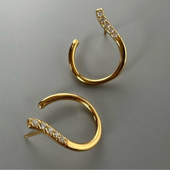 14k Gold Vermeil Curved Open Earrings - Picture 12 of 15